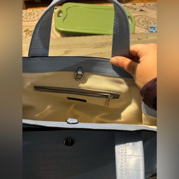 SALE🌻HAYWARD made in New York pyramid tote in blue embossed crocco ✨ - Picture 12 of 16